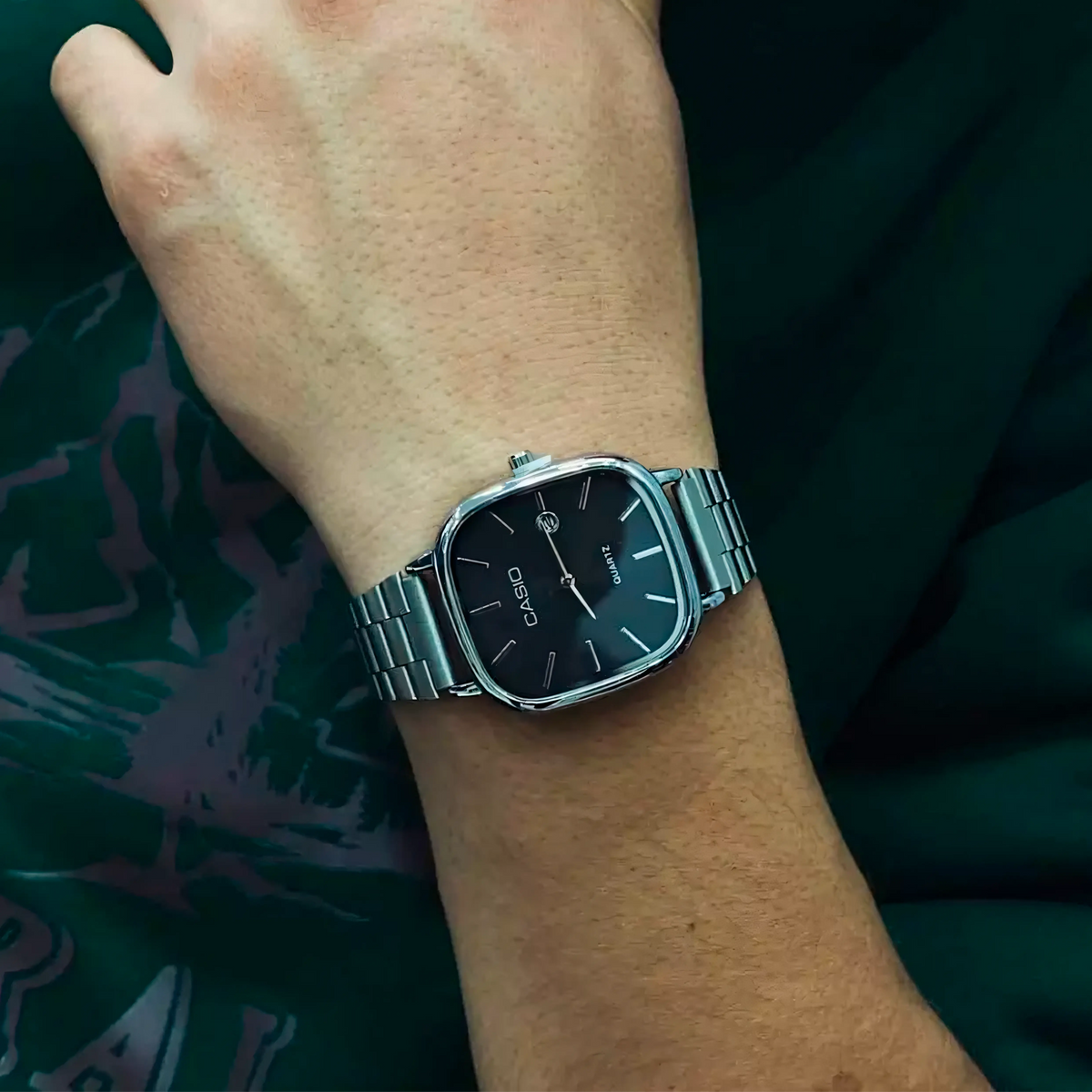 Relógio CASIO Luxurious - Resistente à água | Aço Inoxidável