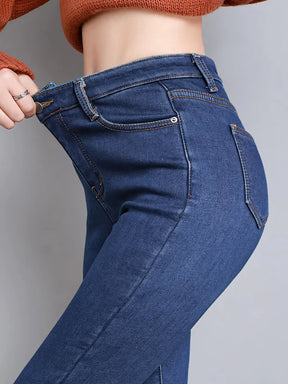 Calça Jeans Peluciada Com Elastano + Meia Térmica